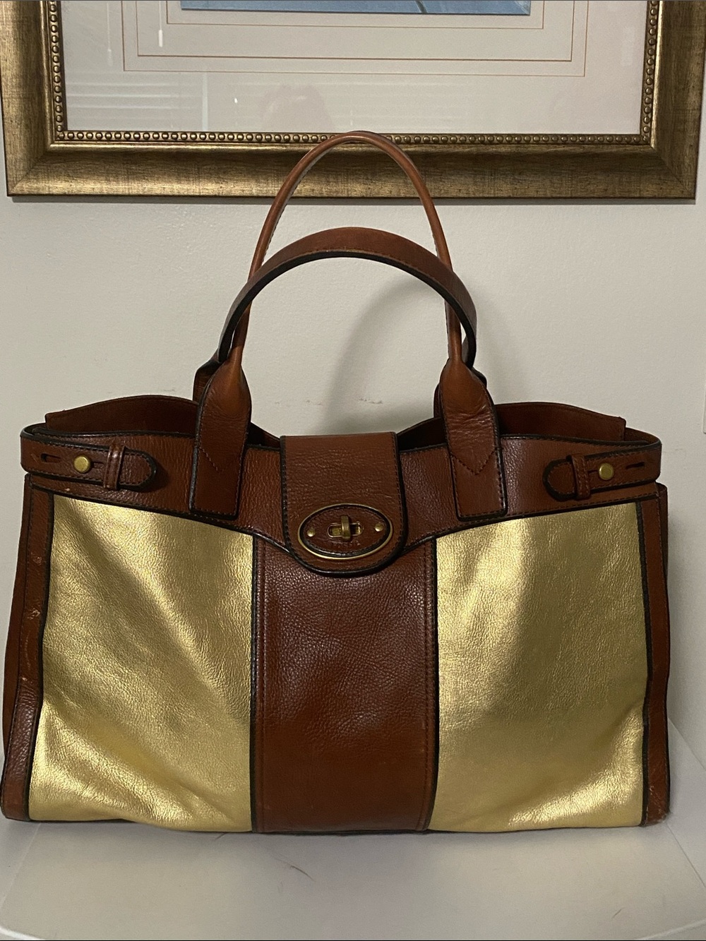 FOSSIL Brown and Gold Leather Tote Handbag! Excellent condition!
